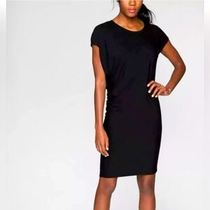 ♥️ ATHLETA | women’s black short sleeve dress